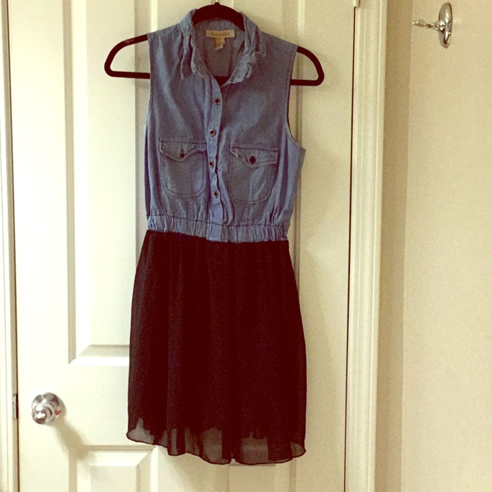 Sleeveless jean and polyester mini dress